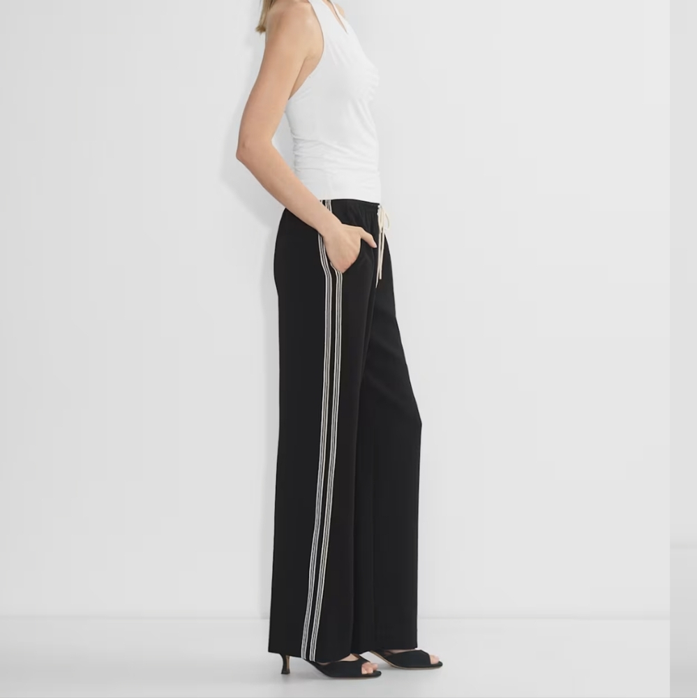Aritzia Thesis Black Women's Pants with White Stripes